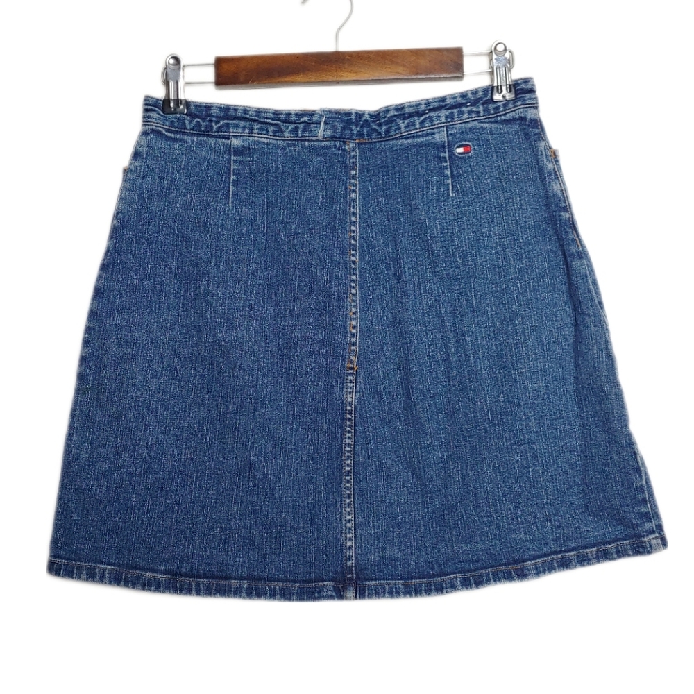 Tommy Hilfiger Women's Medium Wash Blue Jean A Line Mini Skirt Size Small - Picture 2 of 15